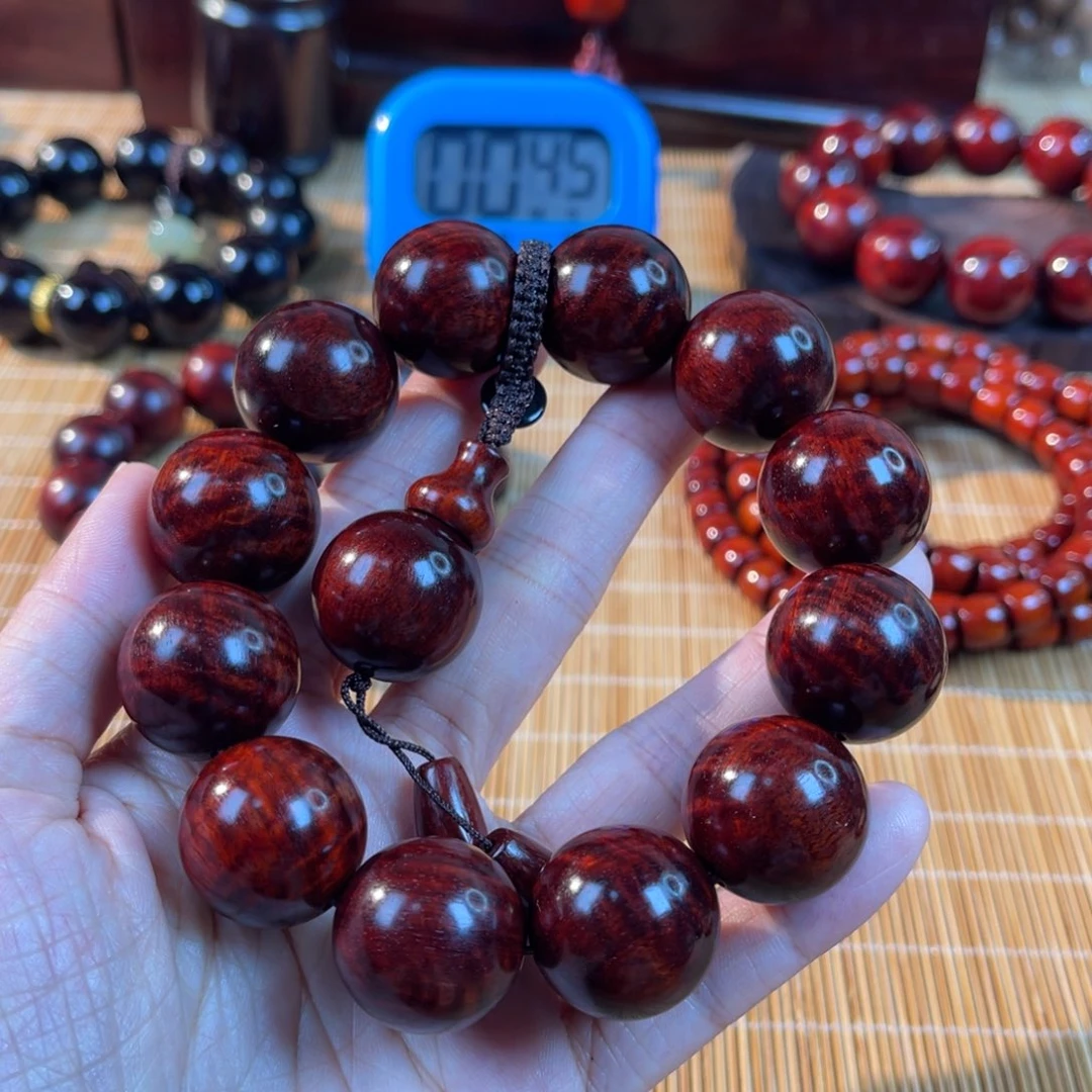 室***修木小叶紫檀手工艺