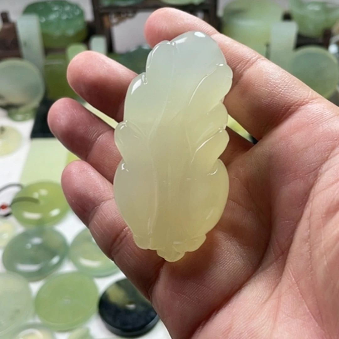 【闪购商品】未镶嵌岫玉挂件溪**旅