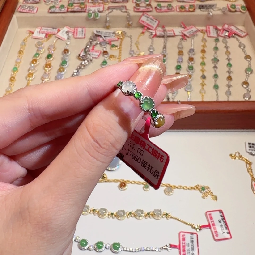 翡翠戒指银S925镶嵌翡翠