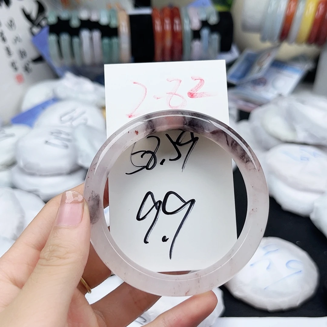 未镶嵌手镯石英质玉2.82