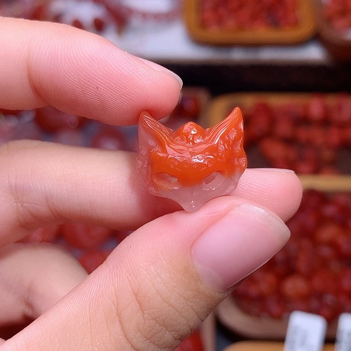 南红玛瑙未镶嵌南红狐狸面具