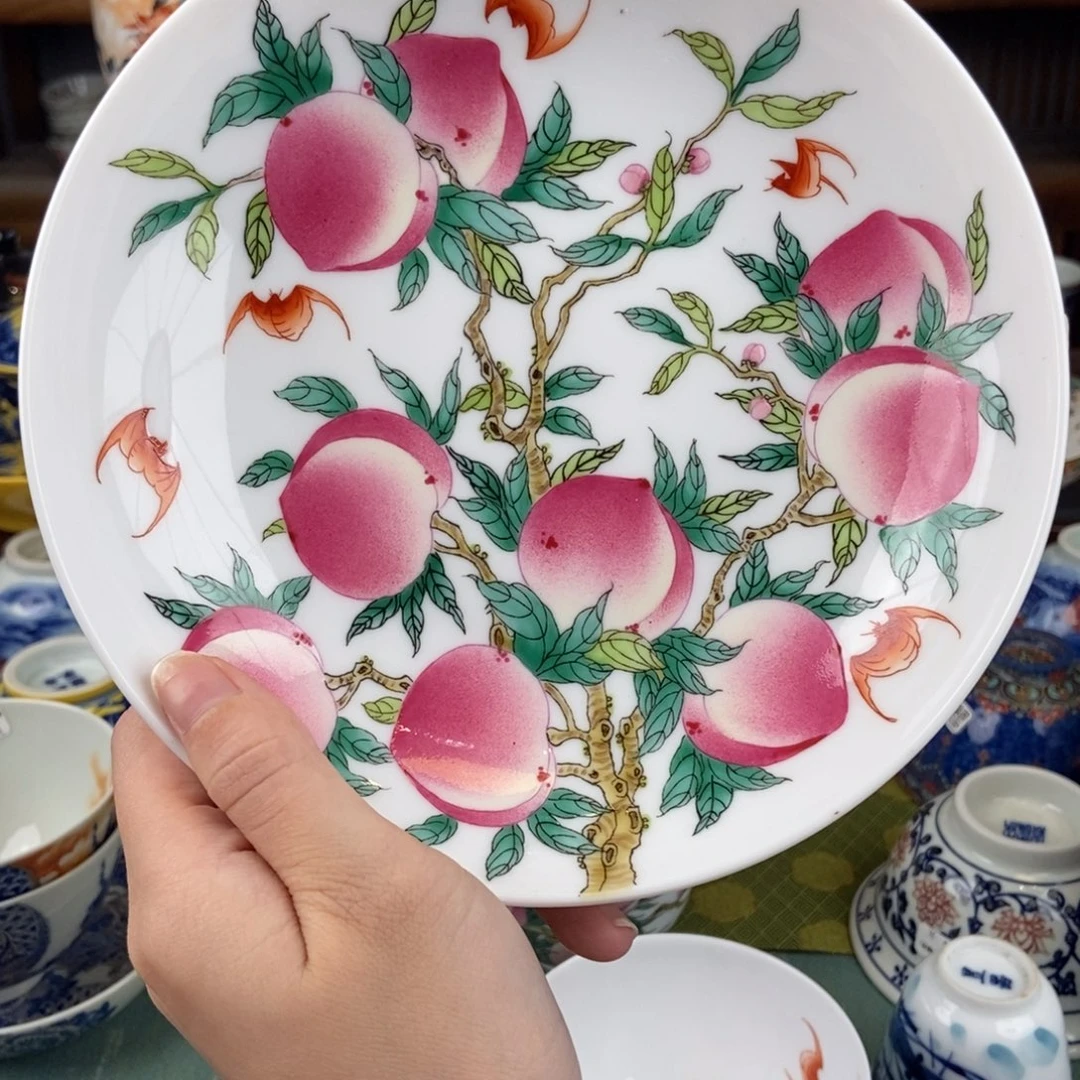 陶瓷的设计师是一个人的