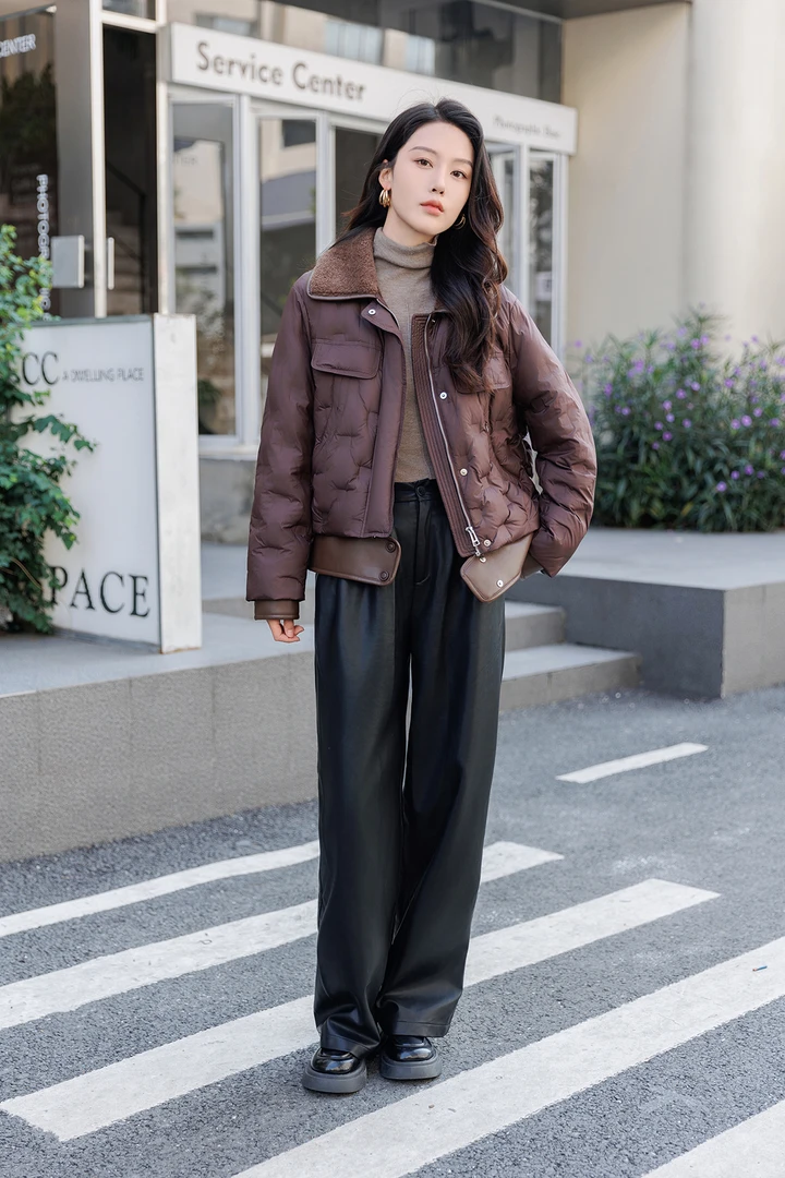 着墨女款设计师款冬季羽绒服E020