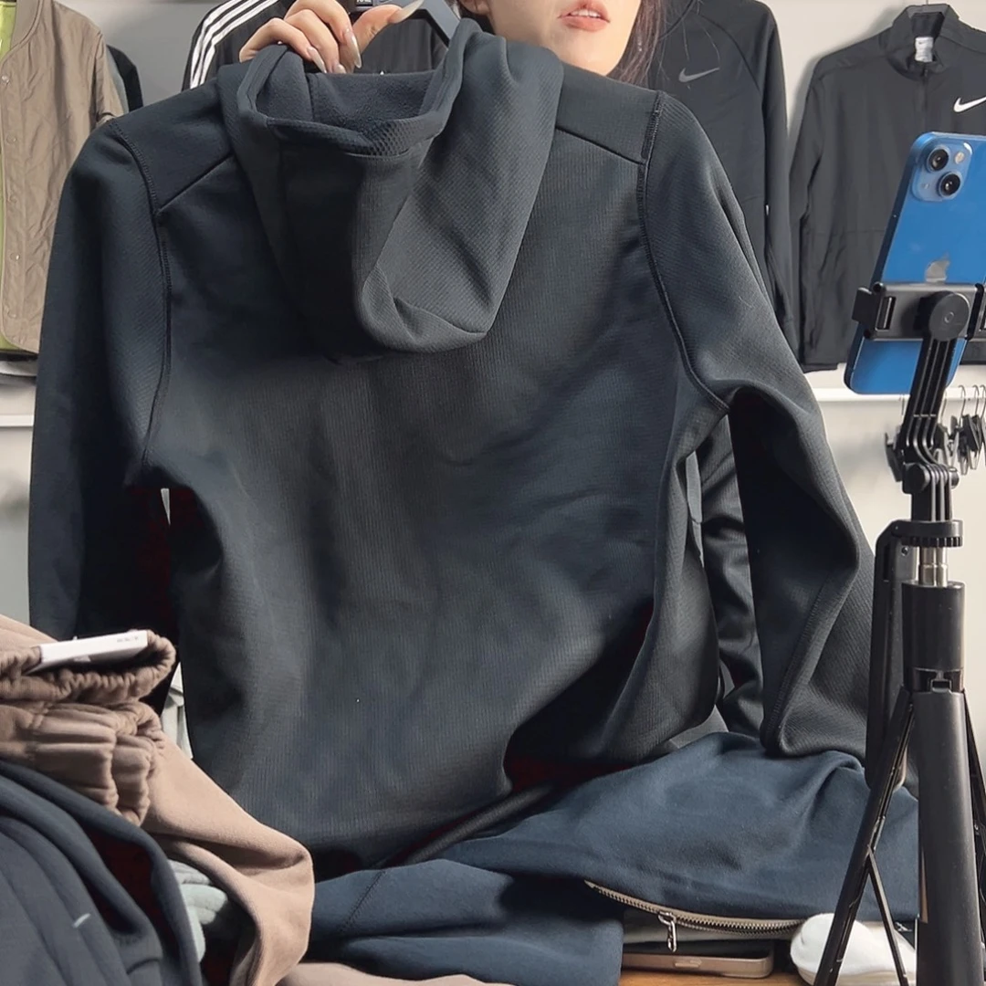 2125外套黑色L码130-150斤不退换