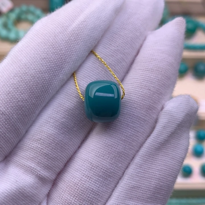 绿松石未镶嵌珠宝奇石12.2*10.4