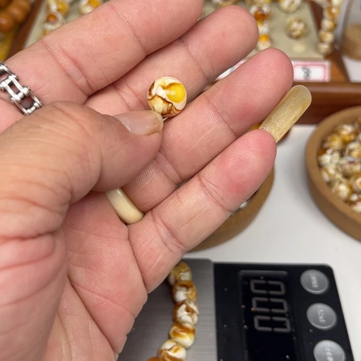 琥珀裸石未镶嵌?14号