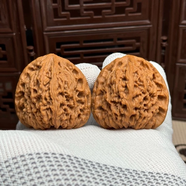 精选老树南疆石，边42.5肚40高41，原生态山地果，骨质好克重足，全品