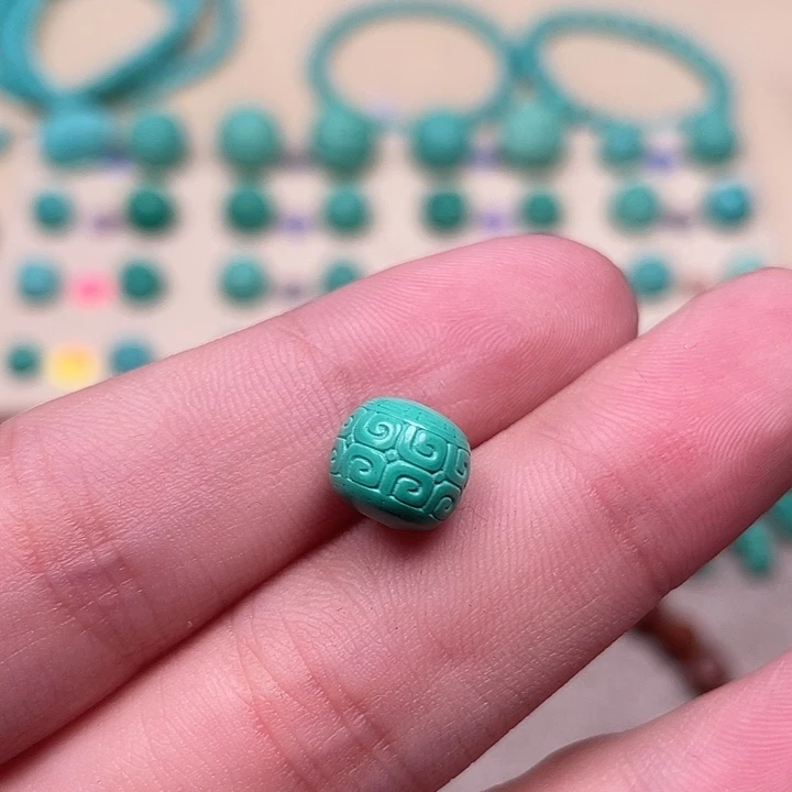 云见匠心雕刻配饰，尺寸8