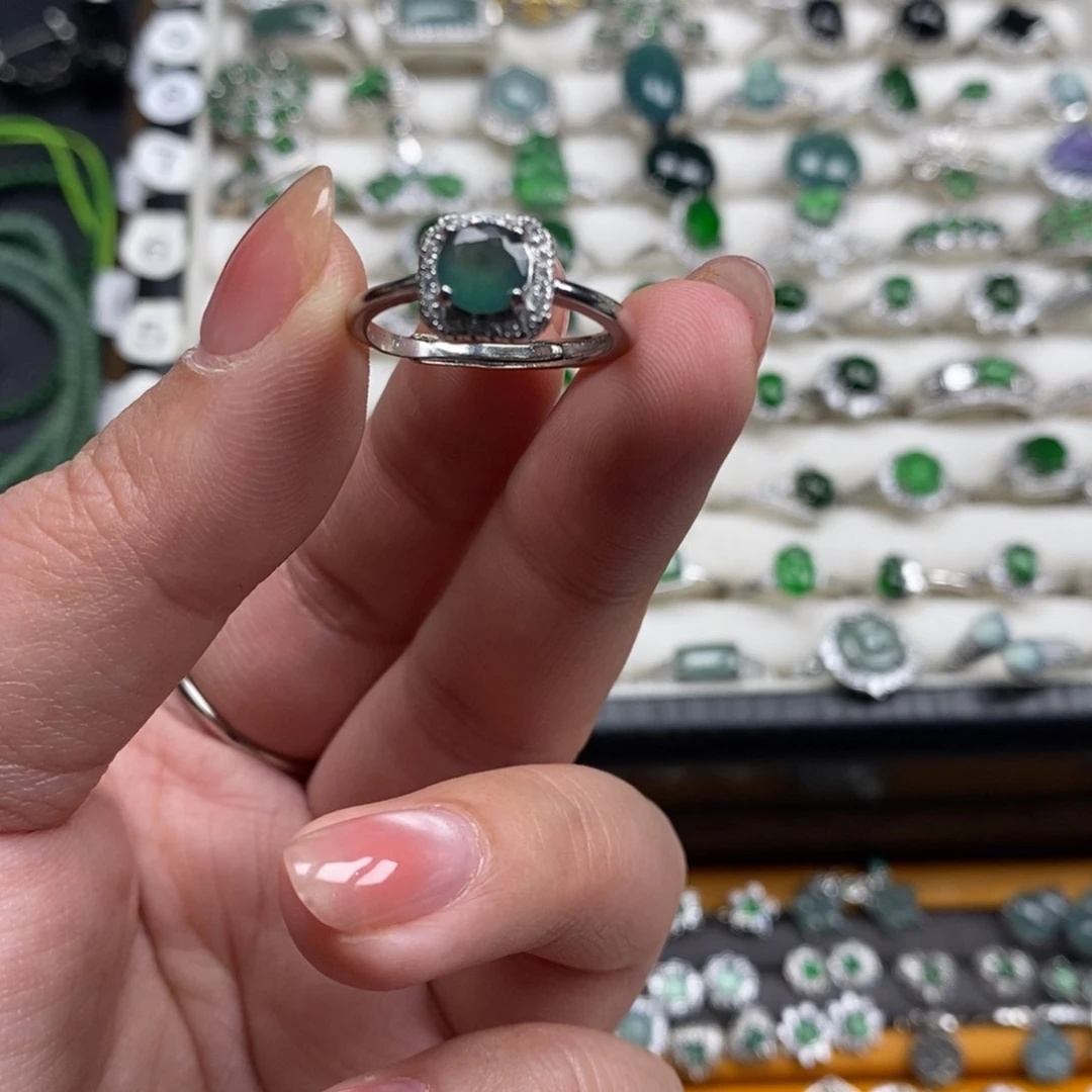 未镶嵌挂件翡翠翡翠