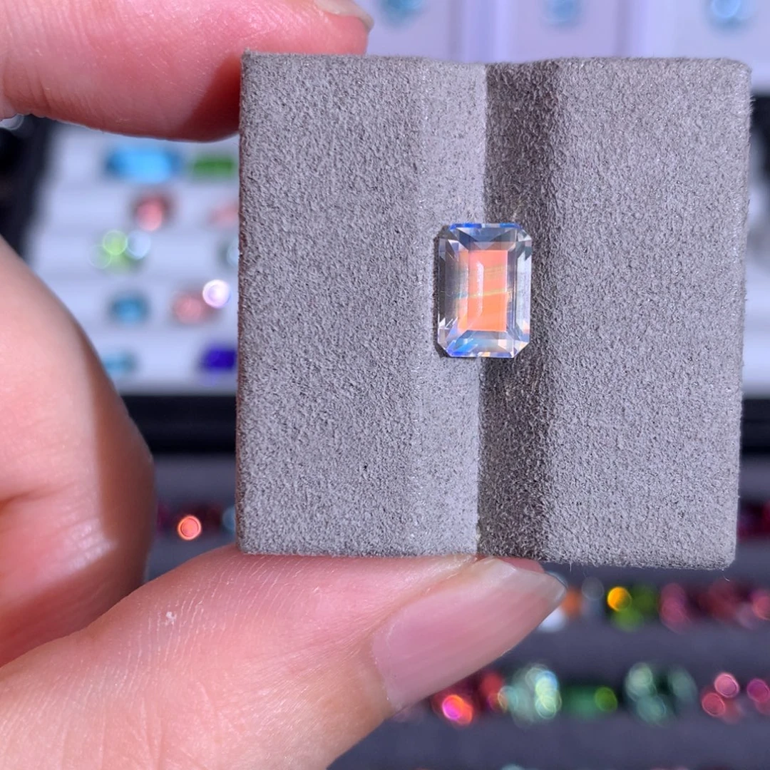 月光石裸石1.595ct