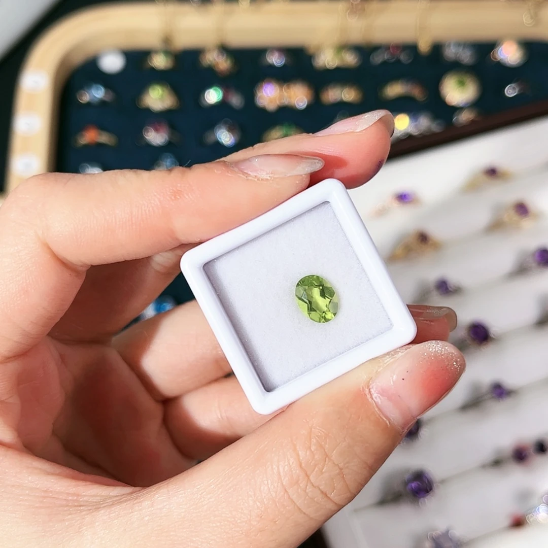 【闪购商品】橄榄石裸石银S925镶嵌C133