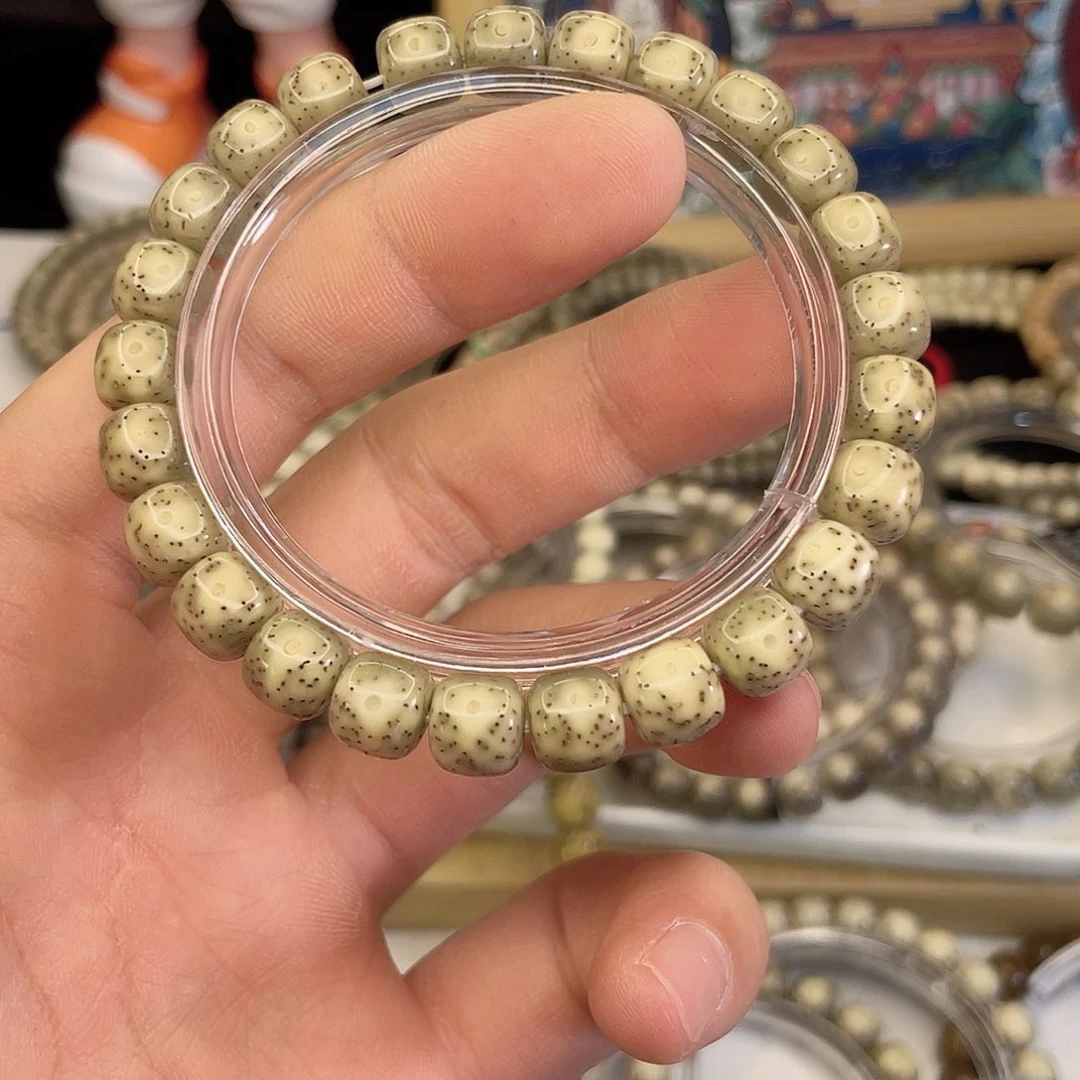 吊坠星月菩提8205