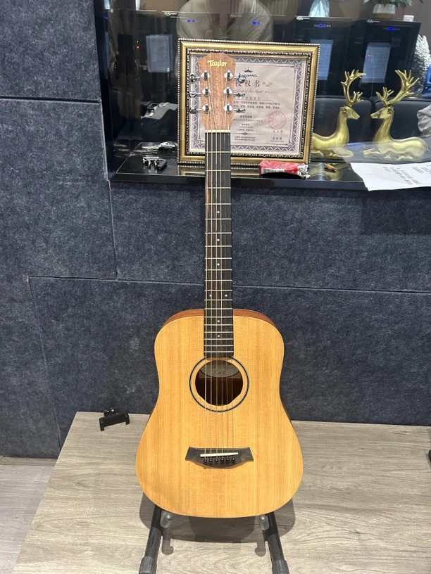Taylor吉他bt1e 电箱吉他