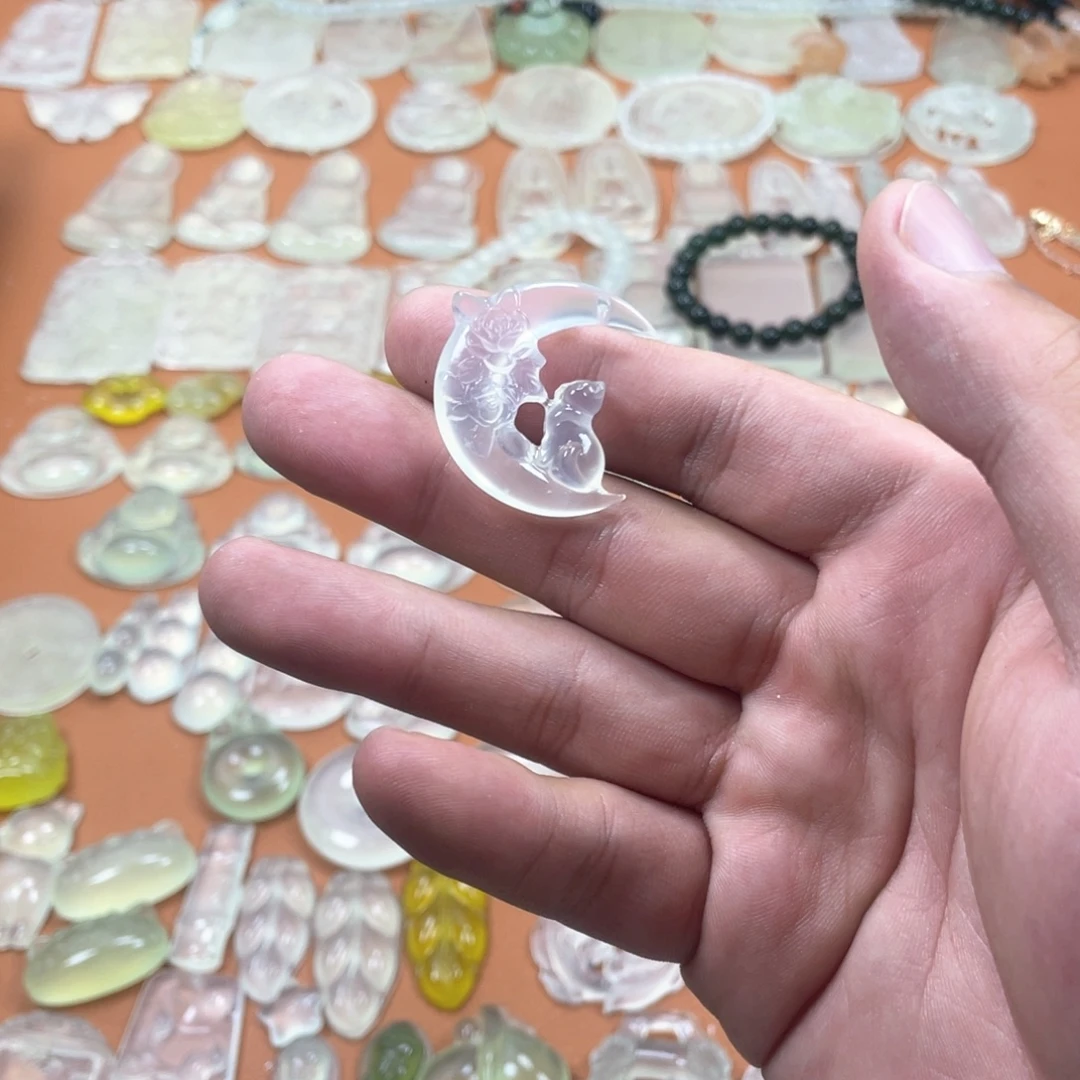 你***城未镶嵌蛇纹石玉开孔不退不换