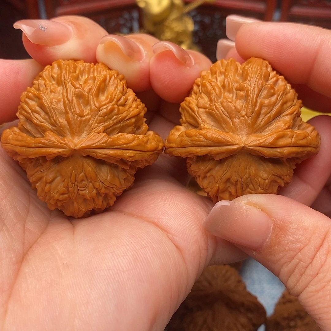 巴***家把件文玩核桃43全白