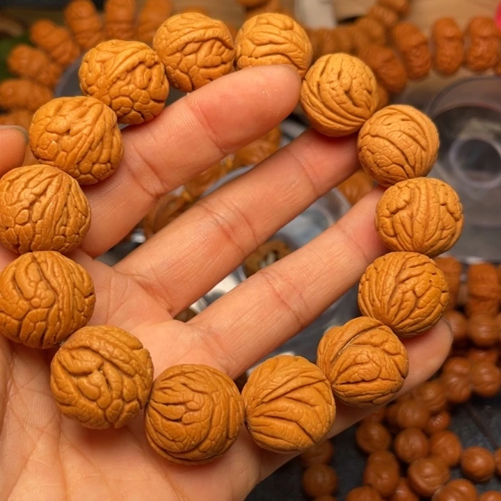 桃核手串龙纹桃核5
