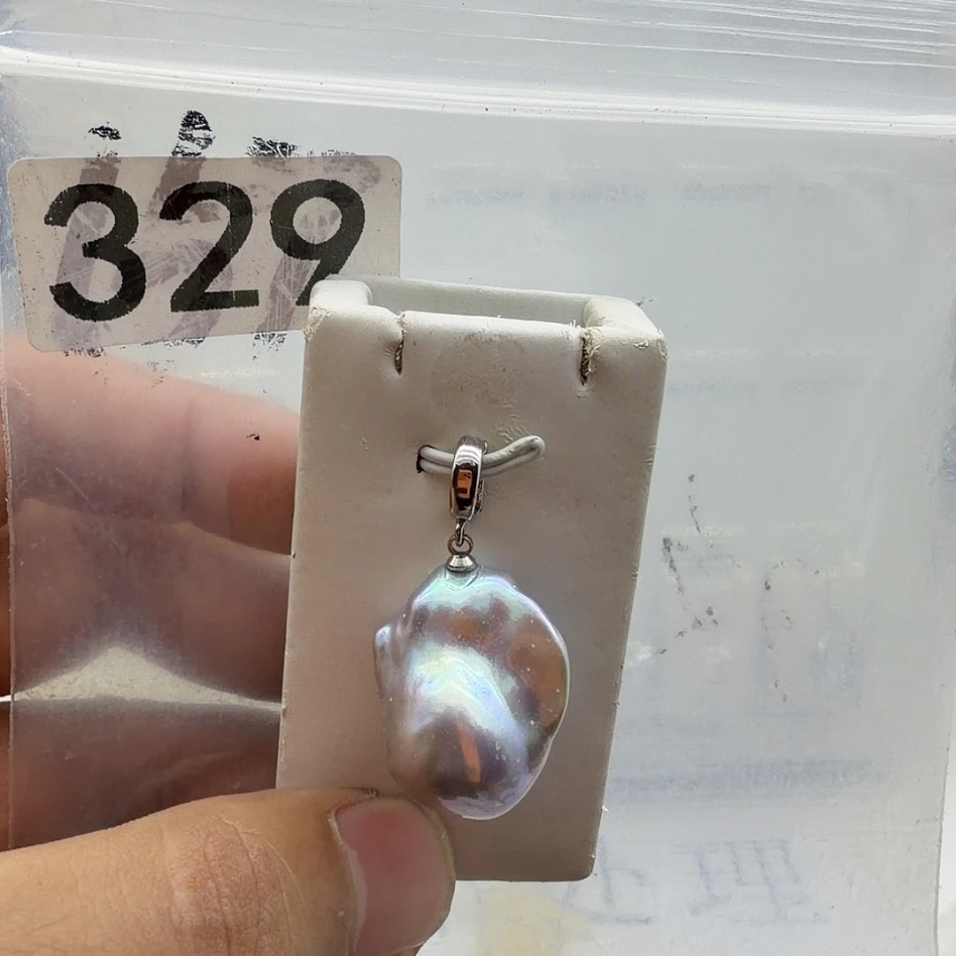 淡水珍珠颈饰合金