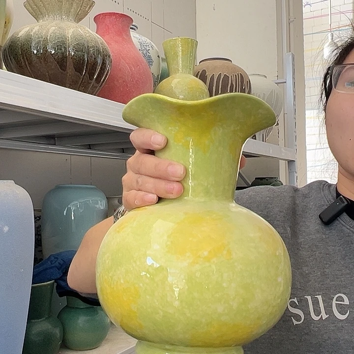 景德镇陶瓷花瓶工厂