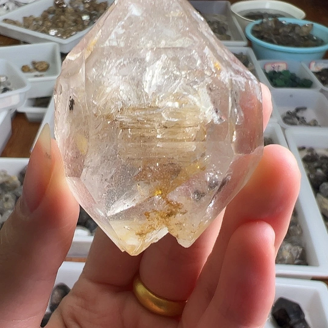 高***姐有机玻璃闪灵水晶126