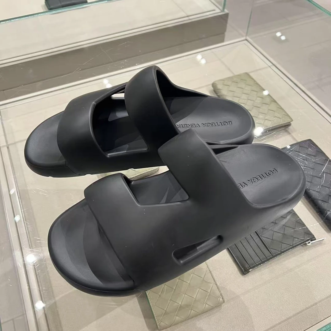 未使用 BOTTEGA VENETA/葆蝶家 /七七/大镂空橡胶拖鞋