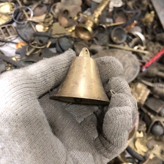淡***色闪电购铜摆件工艺品