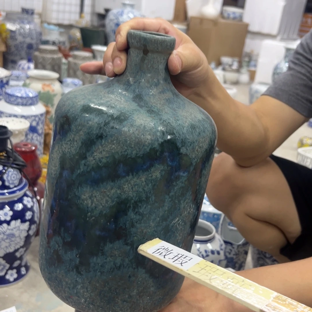 微瑕青花瓷器值得厚爱