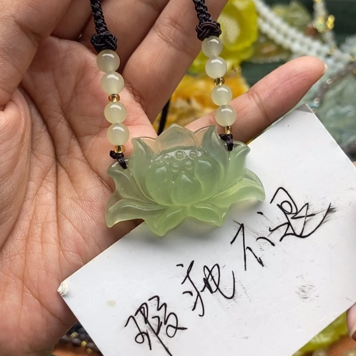 未镶嵌岫玉吊坠毛衣链锁骨链