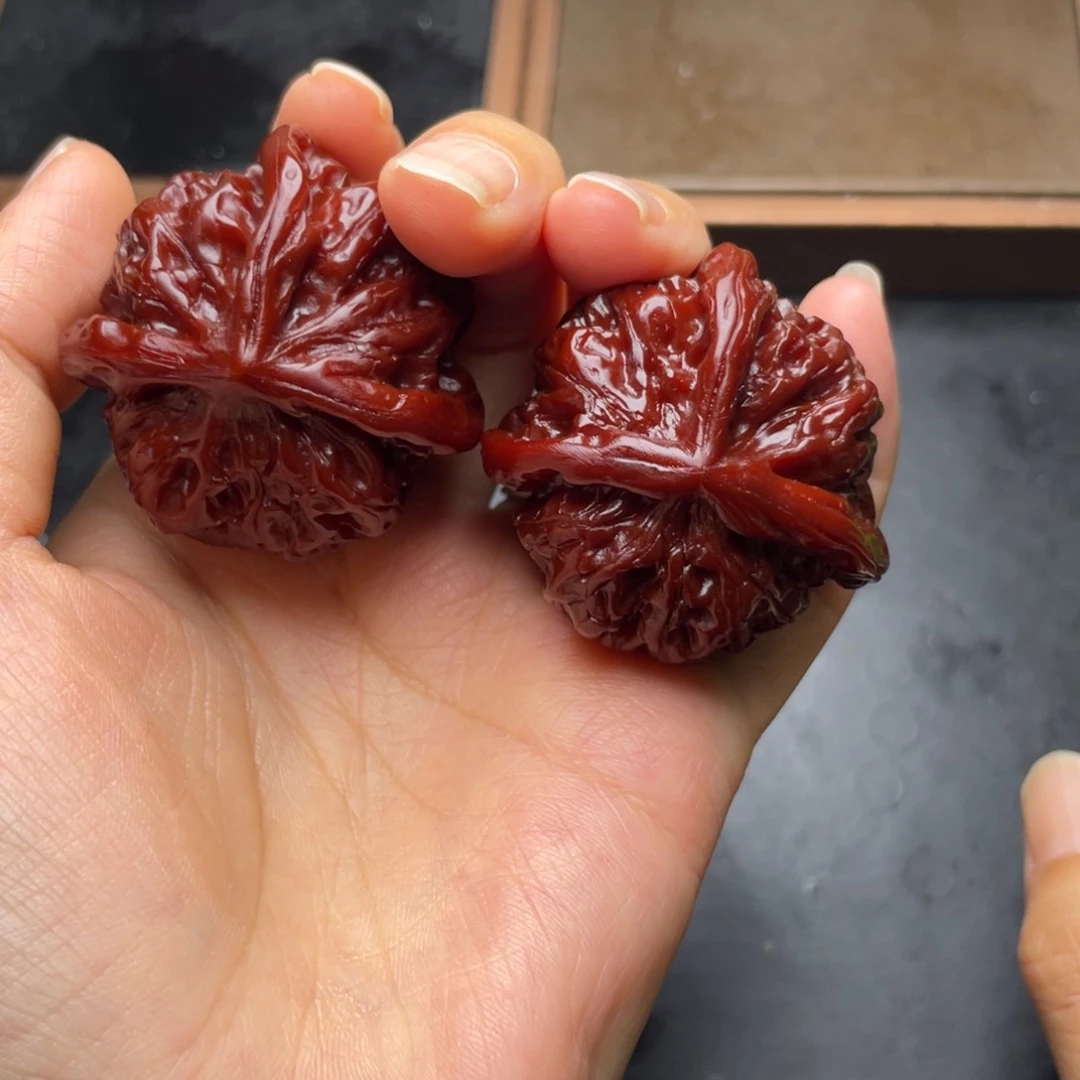 吊坠文玩核桃三棱