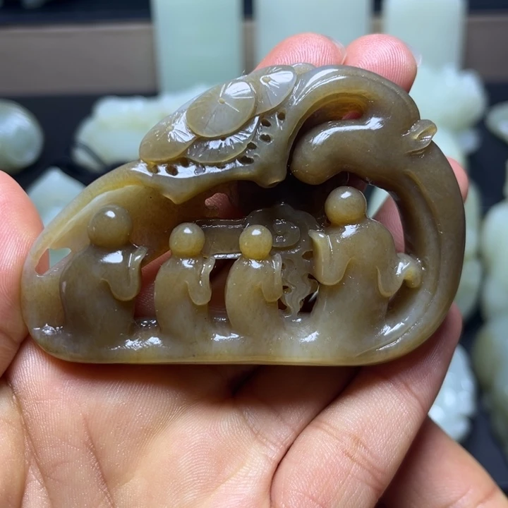 和田玉未镶嵌颈饰