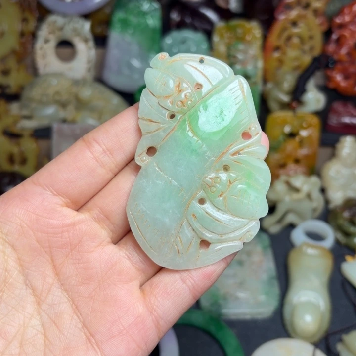 和田玉（糖玉）未镶嵌挂件