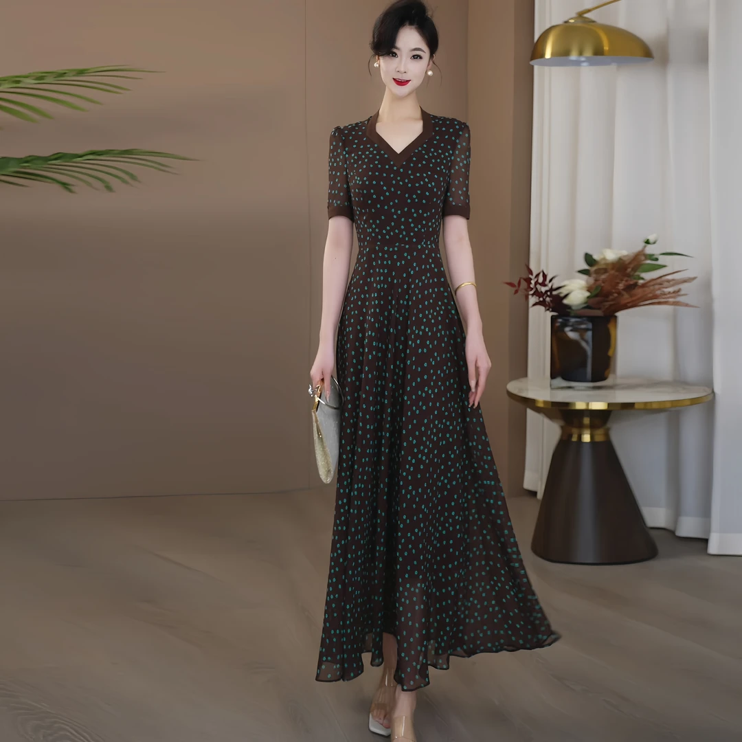 夏季钻石领连衣裙2025夏新款优雅时尚端庄大气显白显瘦长裙138