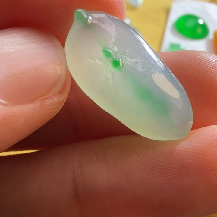 颈饰未镶嵌翡翠sssssss