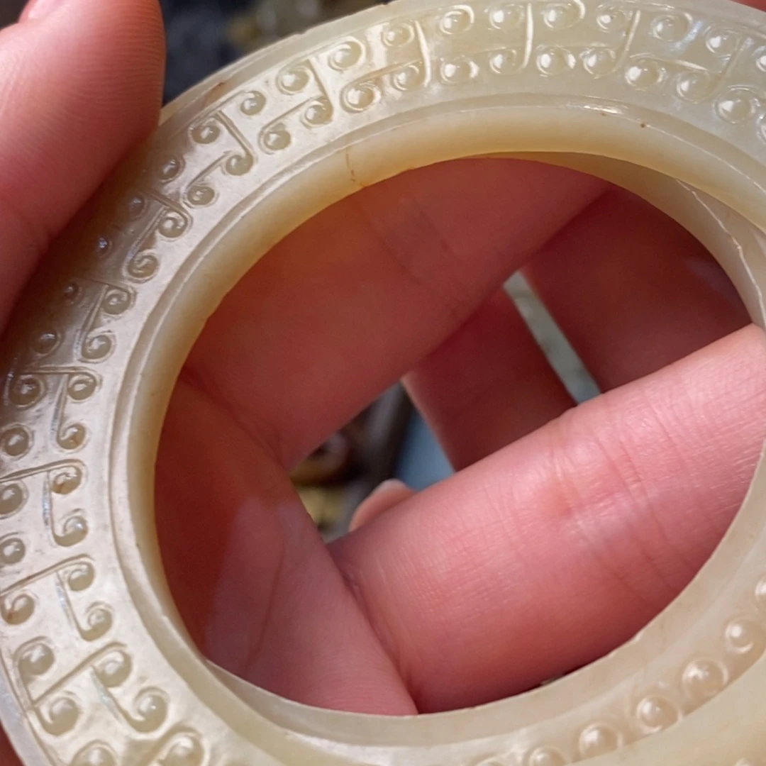 和田玉颈饰未镶嵌小****）