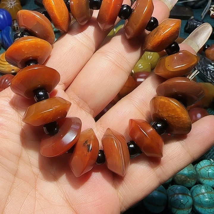 未镶嵌颈饰玛瑙/玉髓