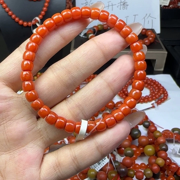 南红玛瑙未镶嵌手链瓦西柿子红6mm