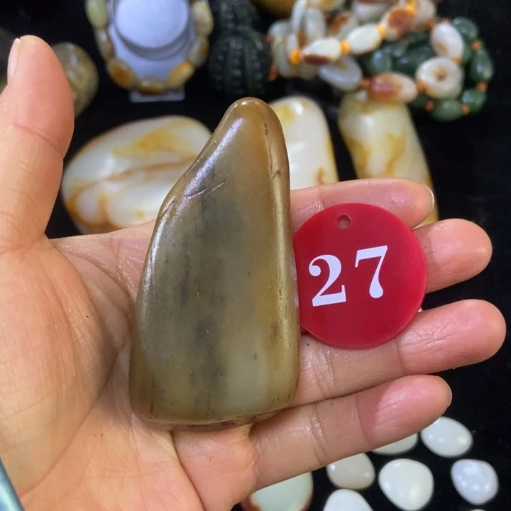 和田玉（糖玉）未镶嵌挂件