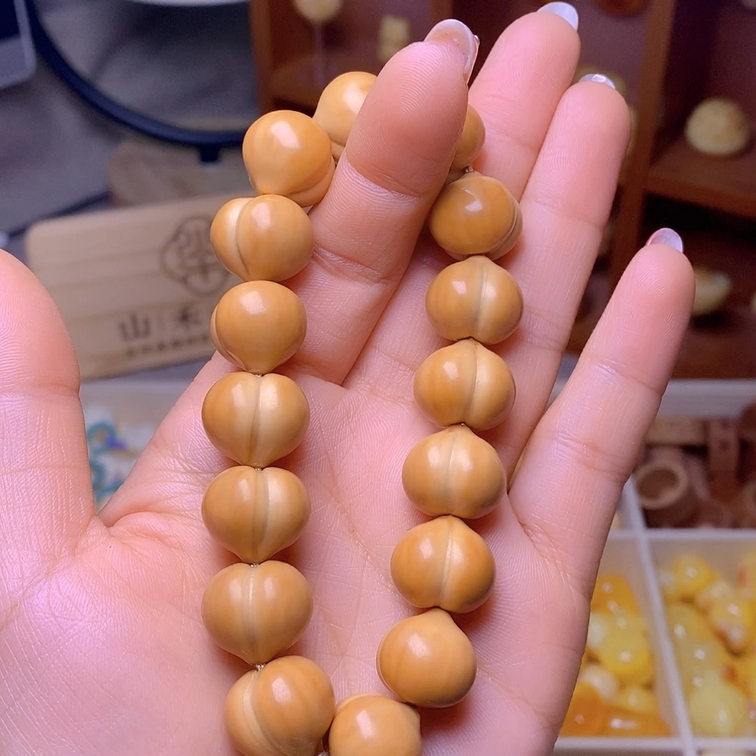 吊坠猴头核桃高定柯基屁桃手持