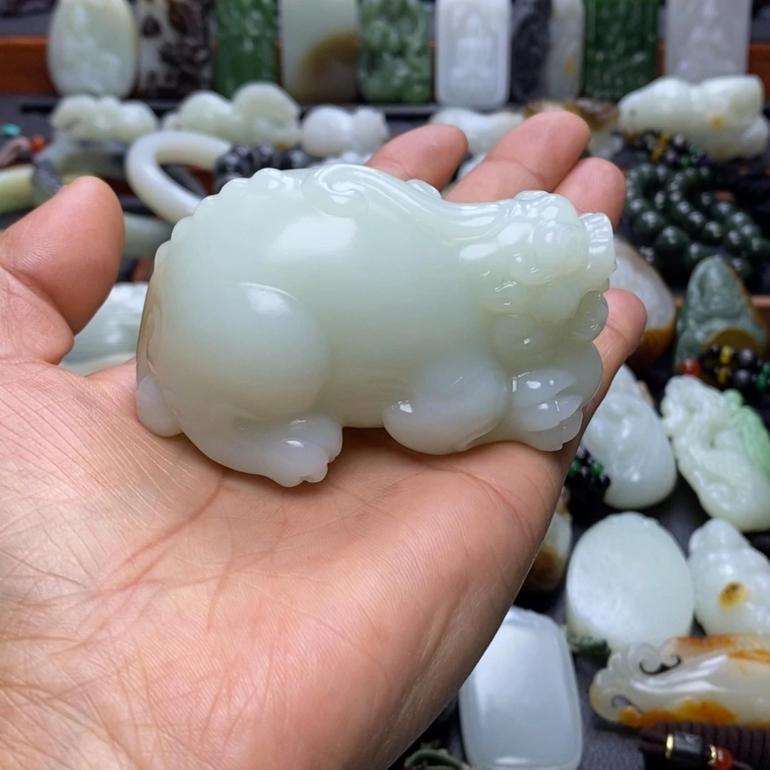 颈饰未镶嵌和田玉赵*斌