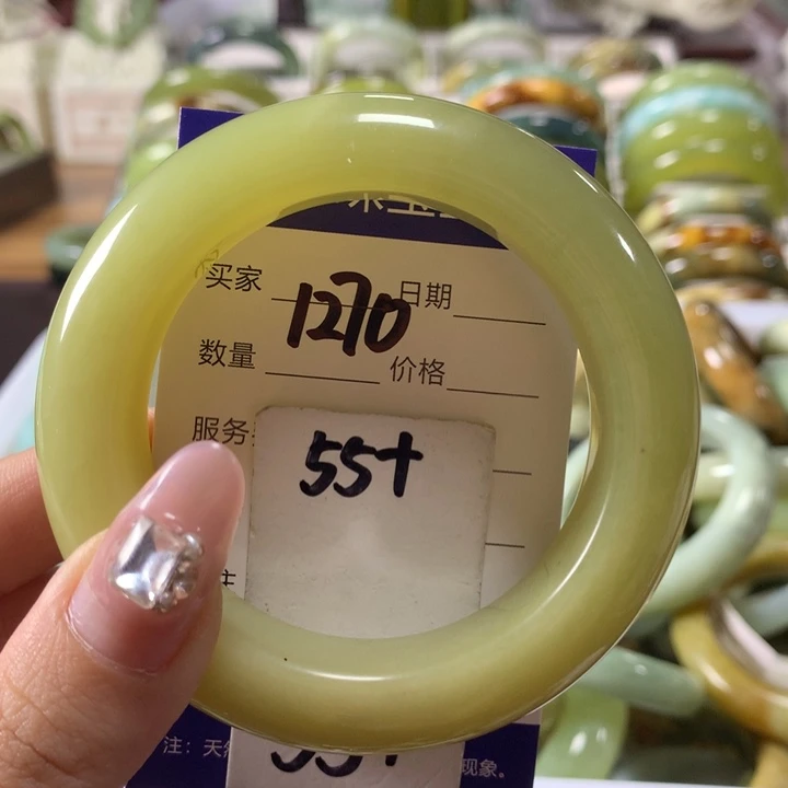 蛇纹石玉手镯未镶嵌1270