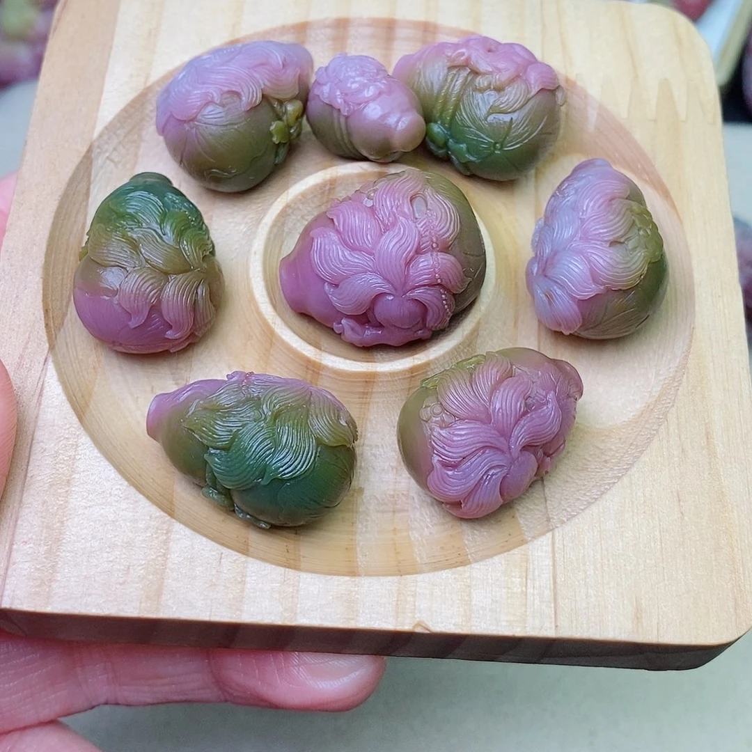 玛瑙/玉髓珠宝奇石未镶嵌江****月盐源玛瑙定制