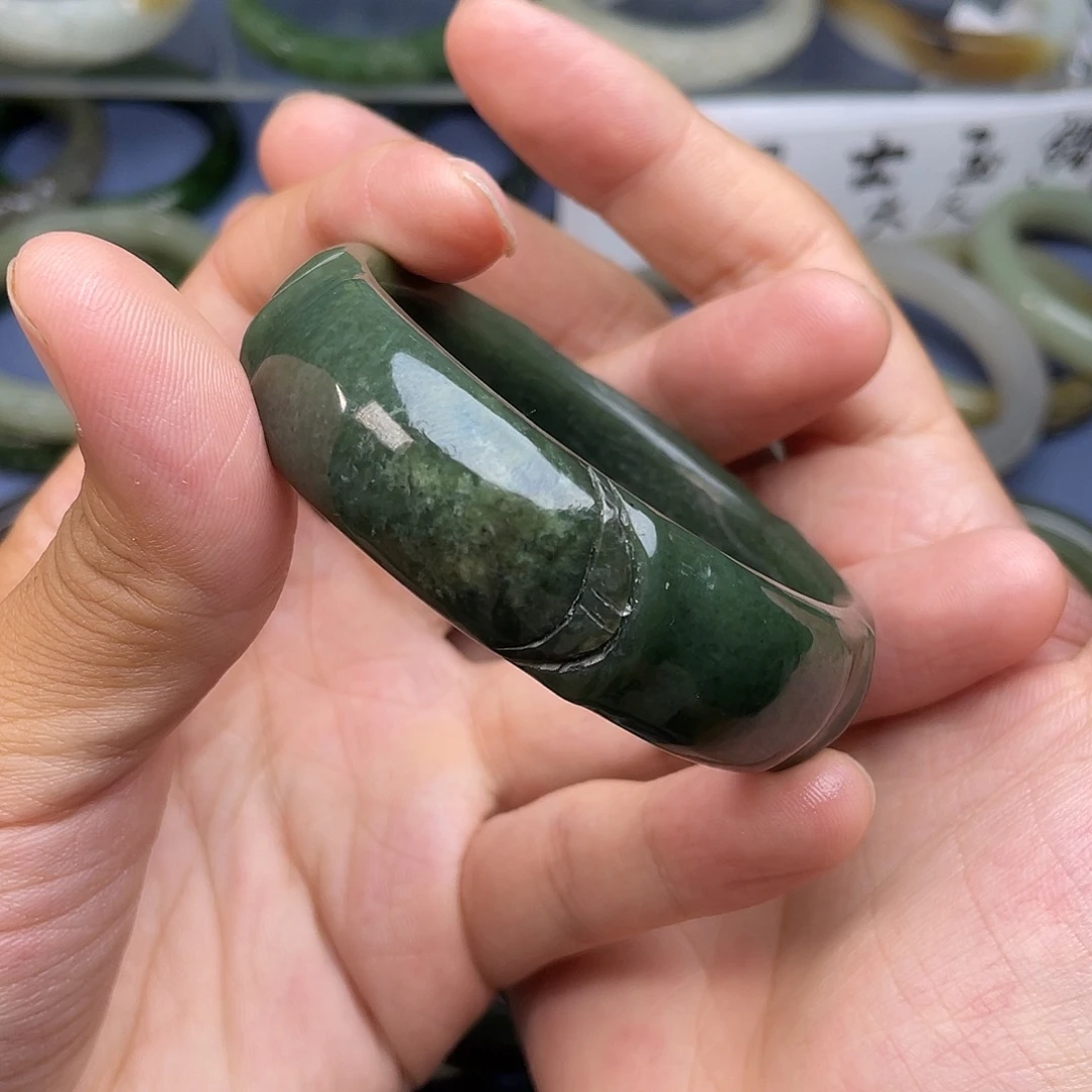 未镶嵌手镯和田玉54.5mm竹节手镯，轮胎，有包容