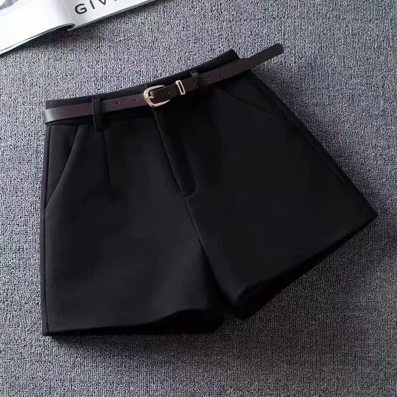 黑色短裤女秋冬外穿2024新款大码胖妹妹高腰显瘦A字靴裤毛呢裤子