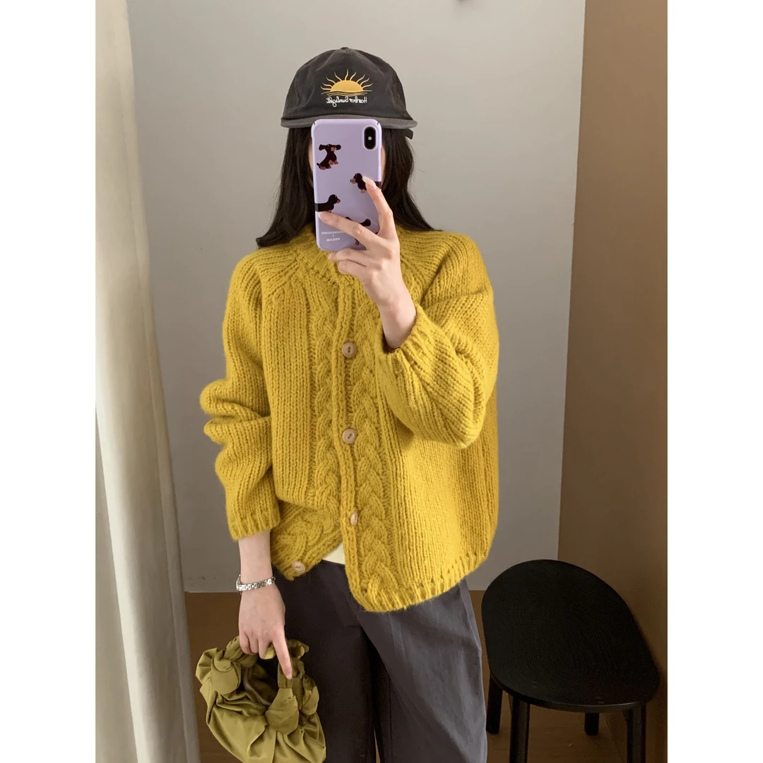 K2518【流心芥末黄】保暖麻花复古毛衣圆领开衫