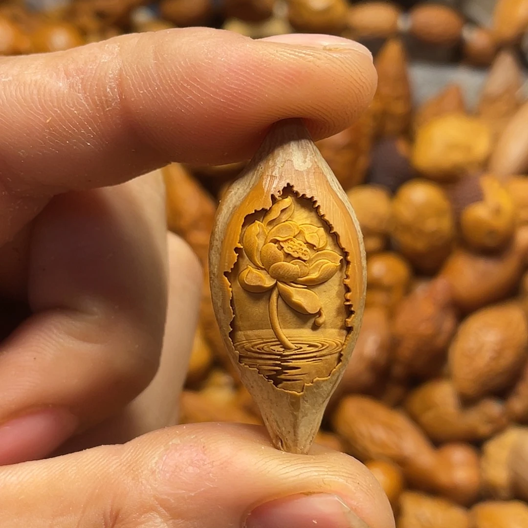 手串/手链橄榄核荷花400