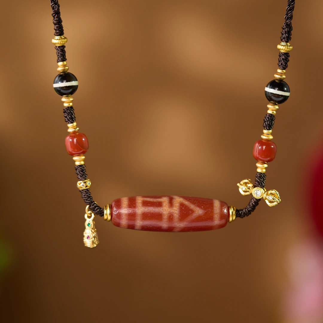 一芳真品西藏红肉哦五行五字线线项链（Q6SAA）