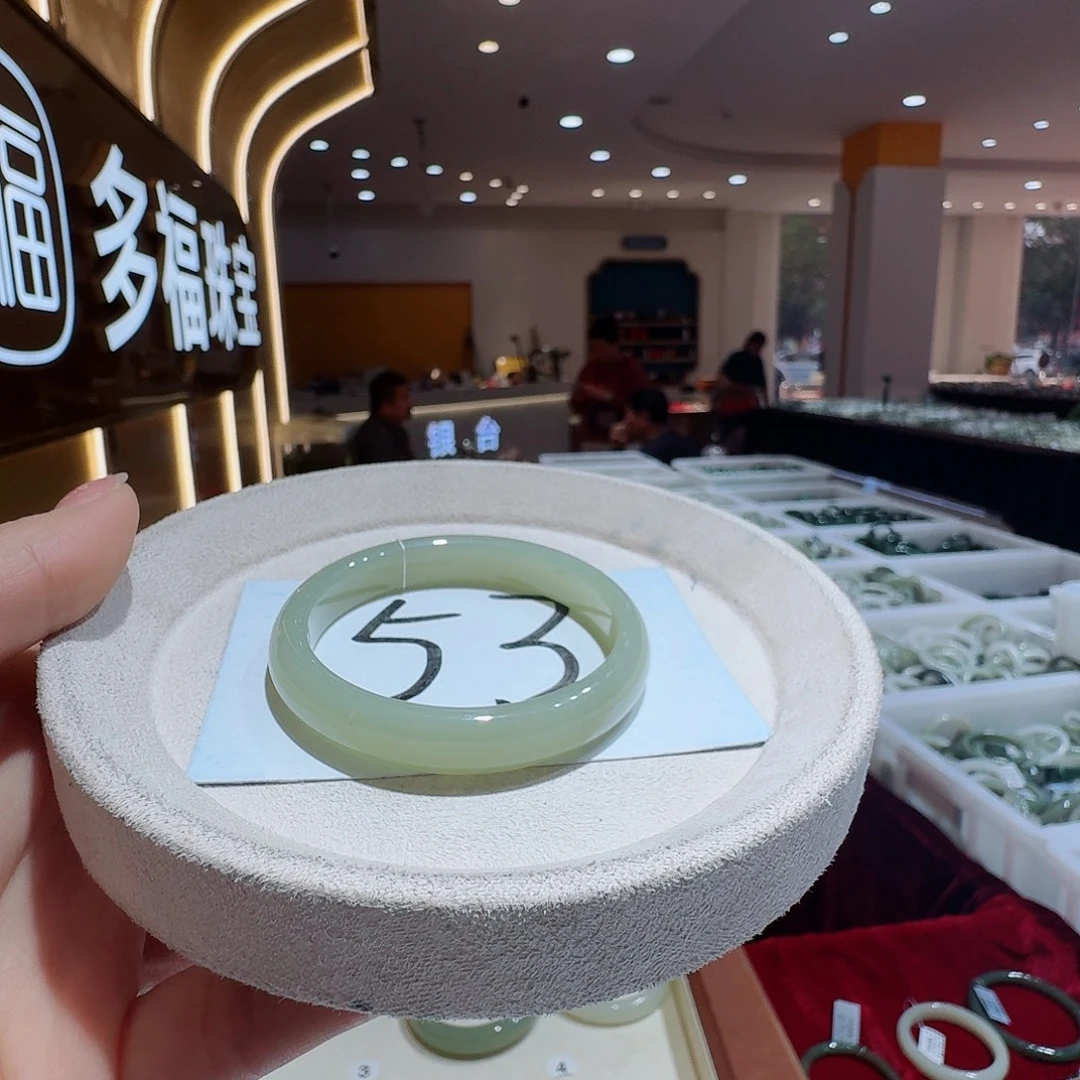 和田玉未镶嵌手镯381