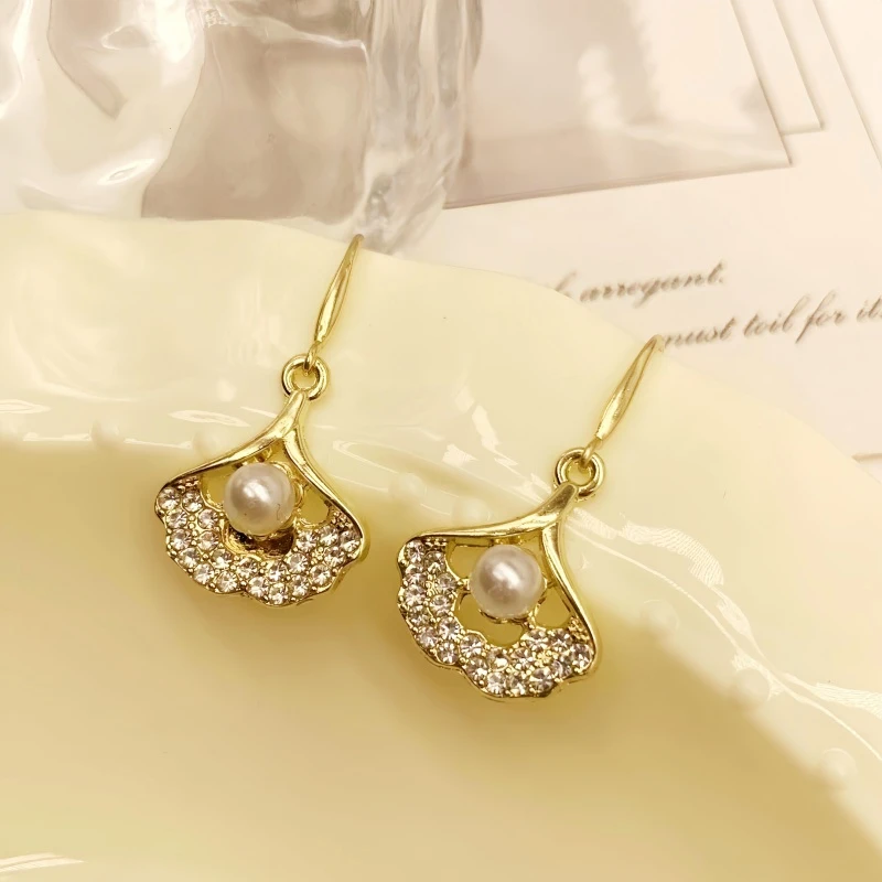 铜合金合成锆石耳饰 时尚百搭复古小众简约大气LY0322