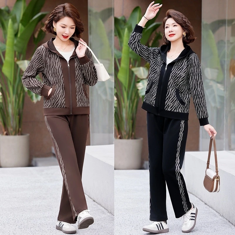 妈妈春装休闲运动服套装洋气新款连帽外套中老年女士春秋两件套装