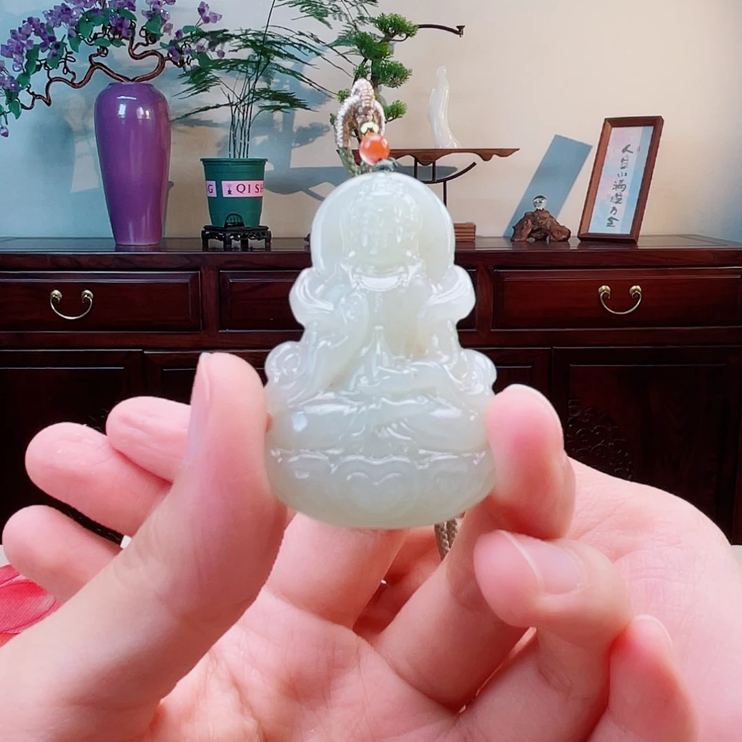 和田玉未镶嵌颈饰观音