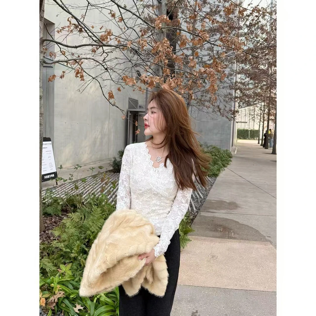 【轻奢V领蕾丝打底衫】小允姐姐2025新款时尚气质打底衫